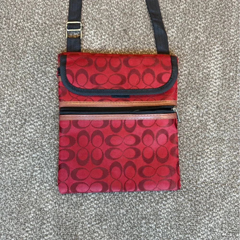 Vintage Coach Red and Black Crossbody Bag - Picture 5 of 11